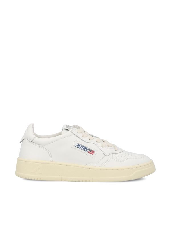 Medalist Low-top Sneakers