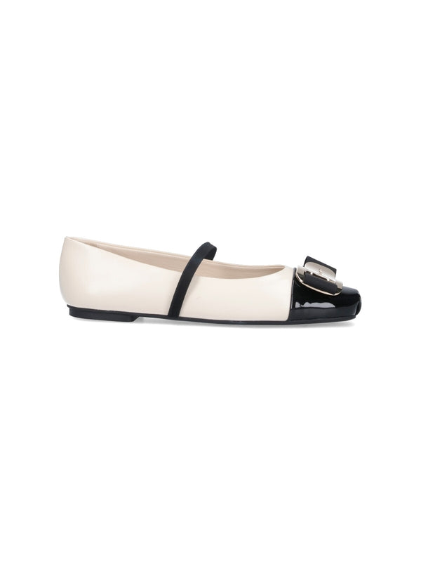 Vara Plate Leather Flat Shoes