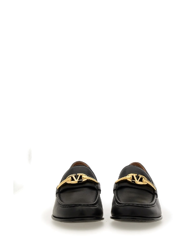 V Logo Bold Edition Loafers