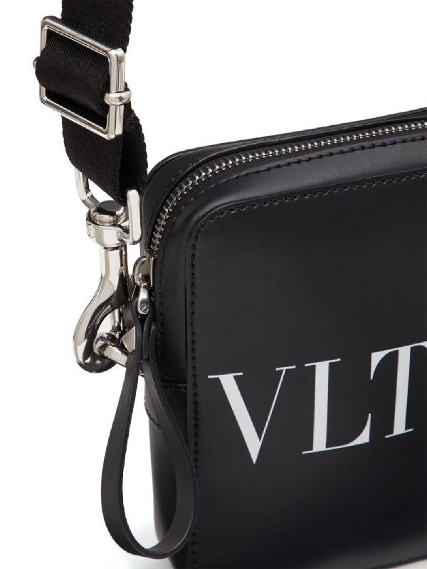 Vltn カーフスキン スモール クロス
バッグ