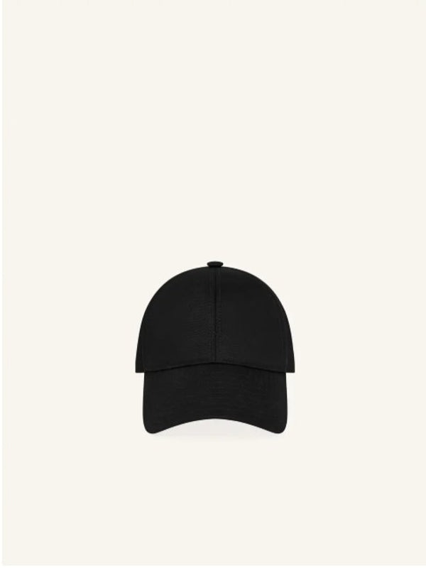 Courrèges Black Cap