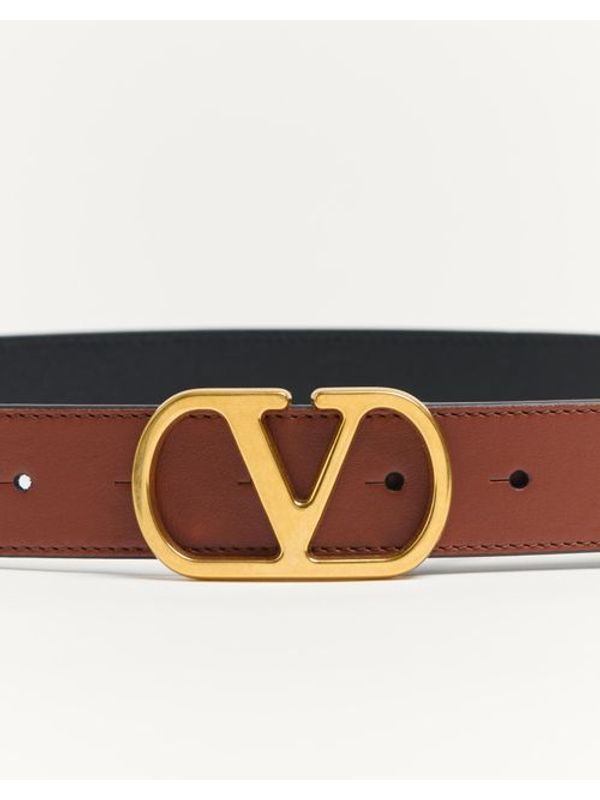 V Logo Leather Belt