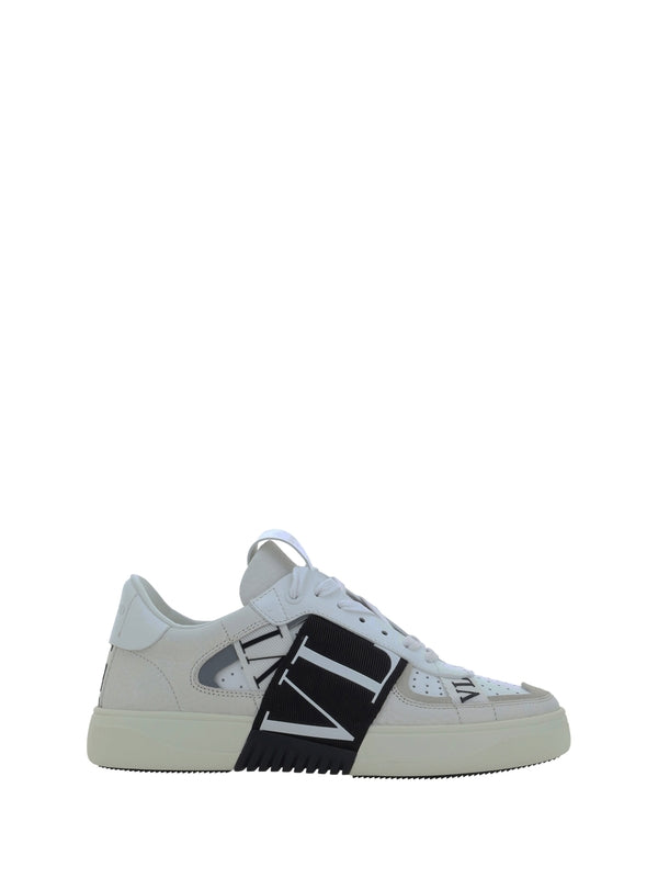 VL7N Low Top Sneakers