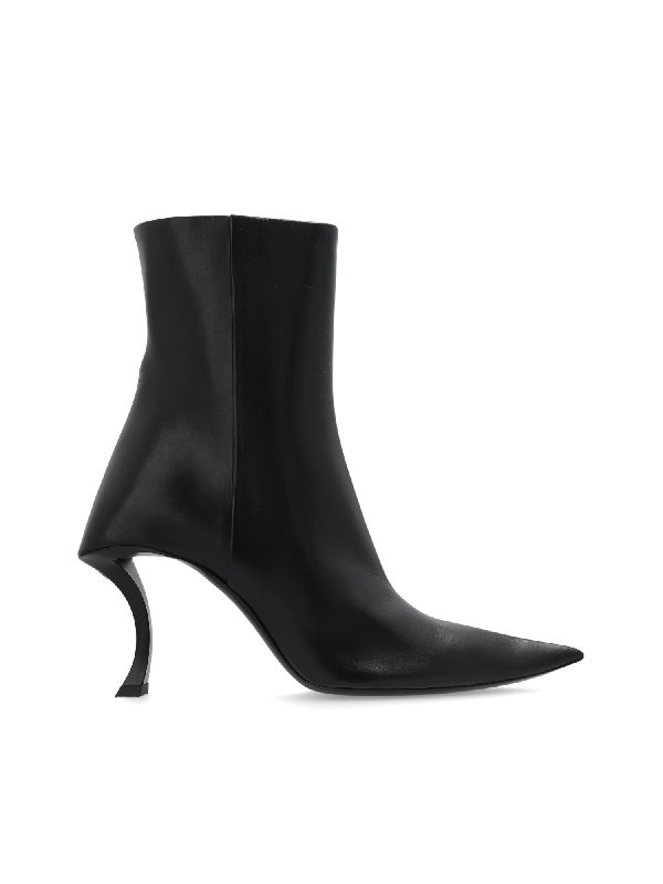 Hourglass 100
  Leather Boots Heel