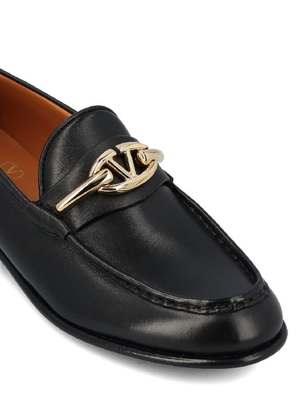 V Logo Bold Edition
  Loafers