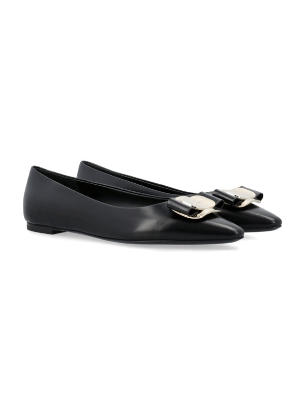 FERRAGAMO - Bow Decoration Leather Flat Shoes - Jente