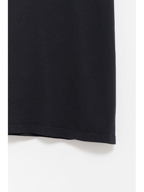 Second/Layer Black Half Sleeve