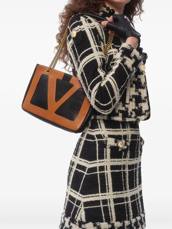 Viva Superstar Leather Small Tote Bag