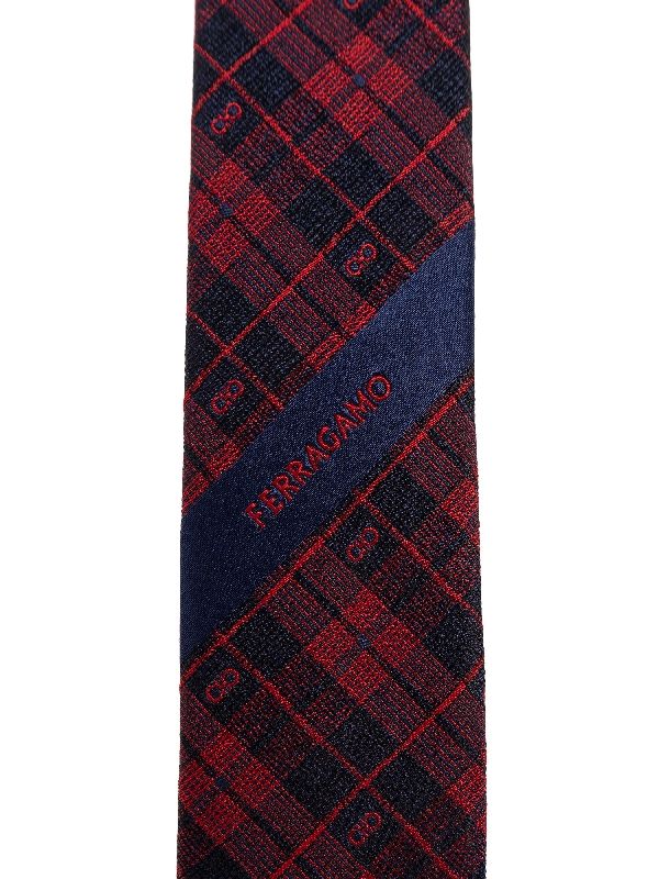 Macro Check
  Jacquard Silk Tie