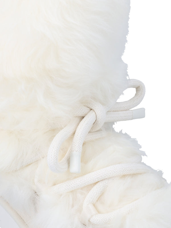 Ugg White Middle Boots