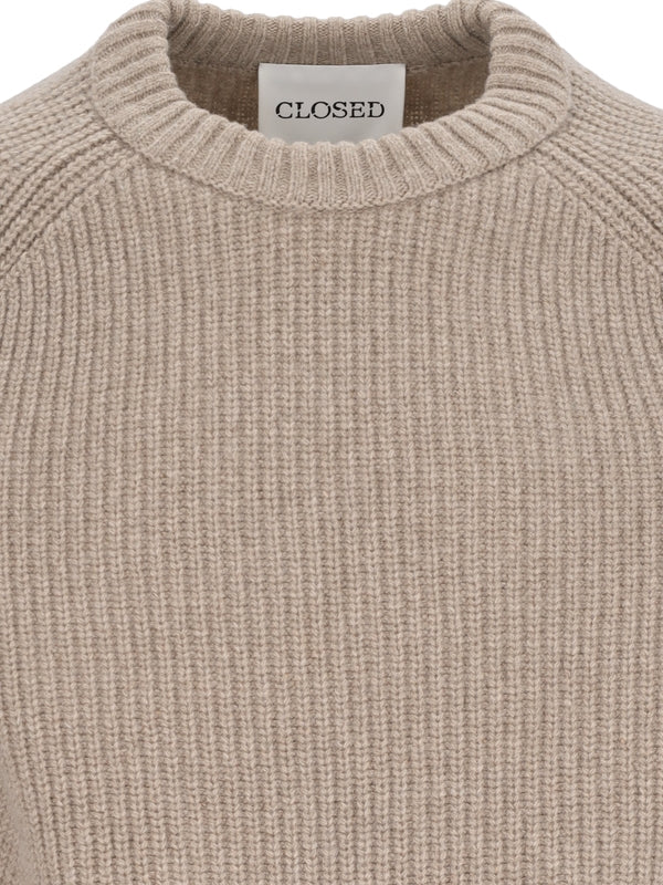 Crewneck Ribbed Wool Knit