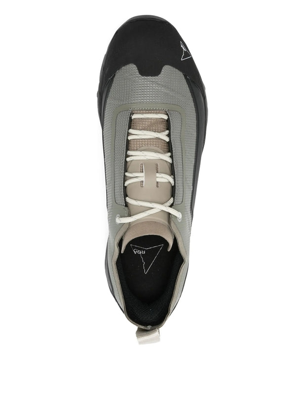 Roa Grey Low Top Sneakers