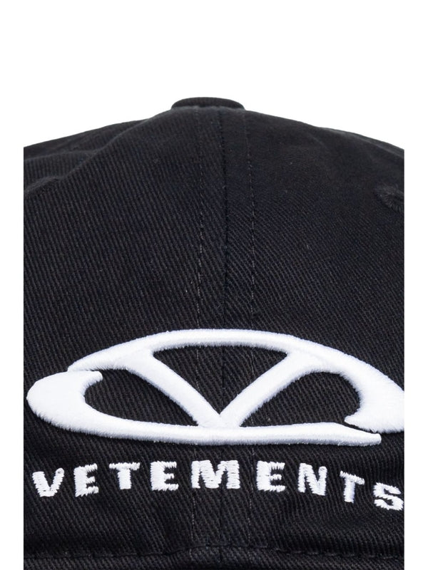 Logo Detail Cotton Ball Cap