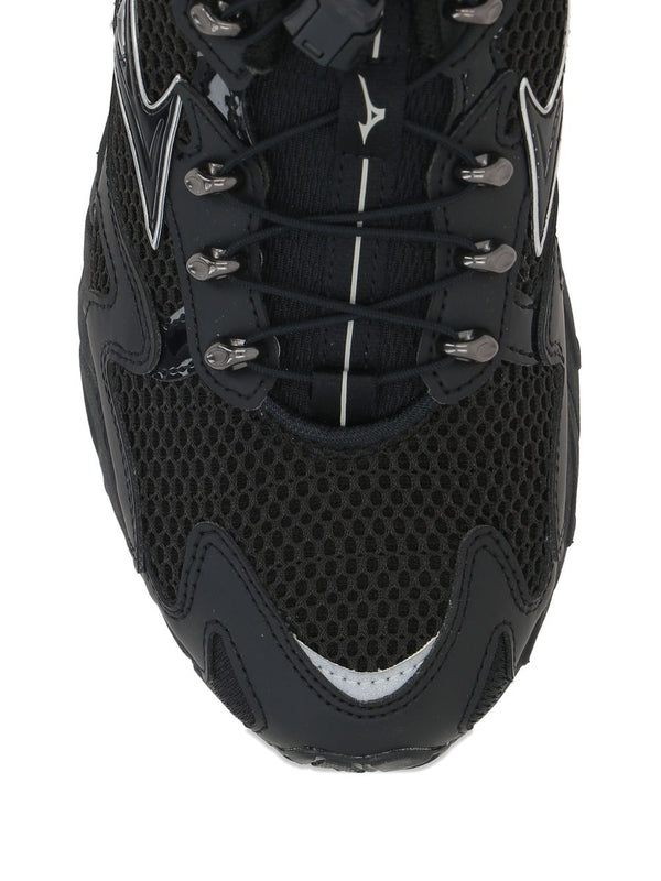 Mizuno Black Low Top Sneakers