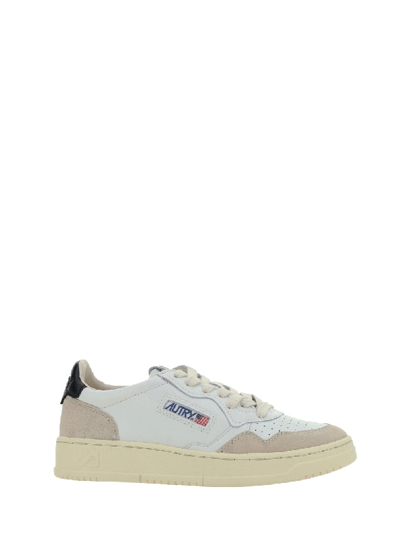 Medalist Suede Panel
  Sneakers