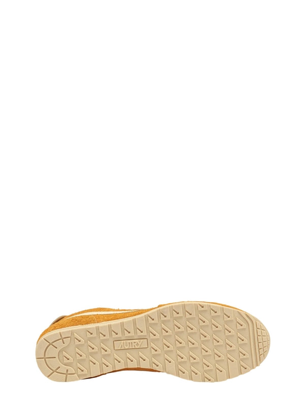 Windspin Suede Lowtop Sneakers