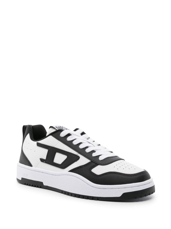 Ukiyo V2 Low Top Sneakers