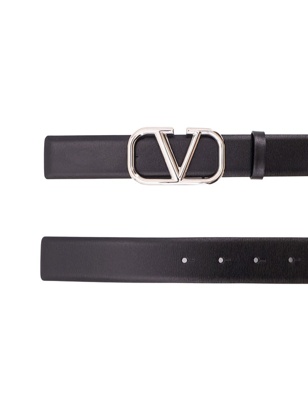 V Logo Leather Belt