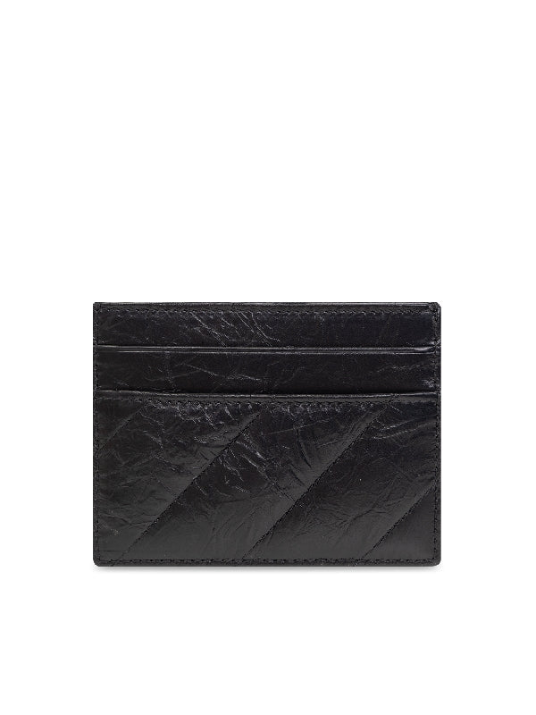 B Logo Plaque
  Quilted Cardholder