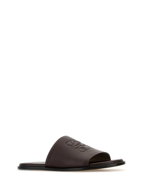Loewe Brown Slides