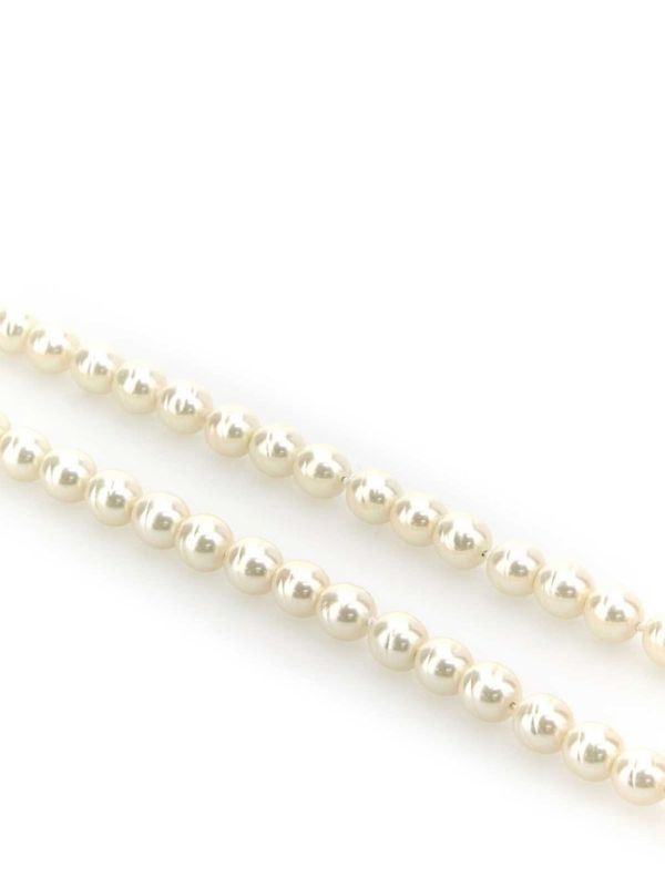 V Logo Charm Pearl Necklace