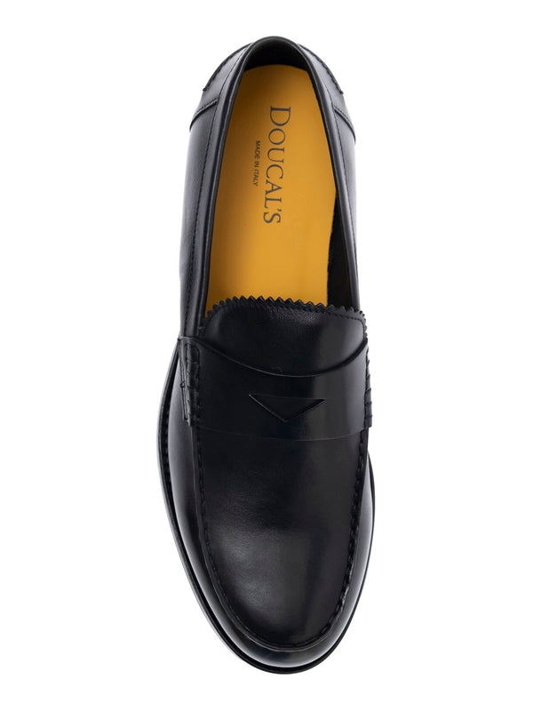 Doucal'S Black Loafers