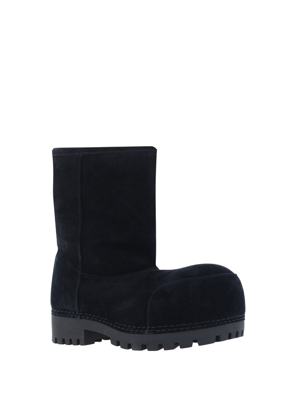 Alaska Suede Boots