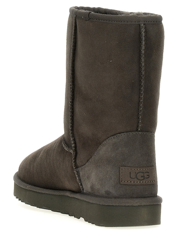 クラシックショート
スエード Ugg ブーツ 2 足