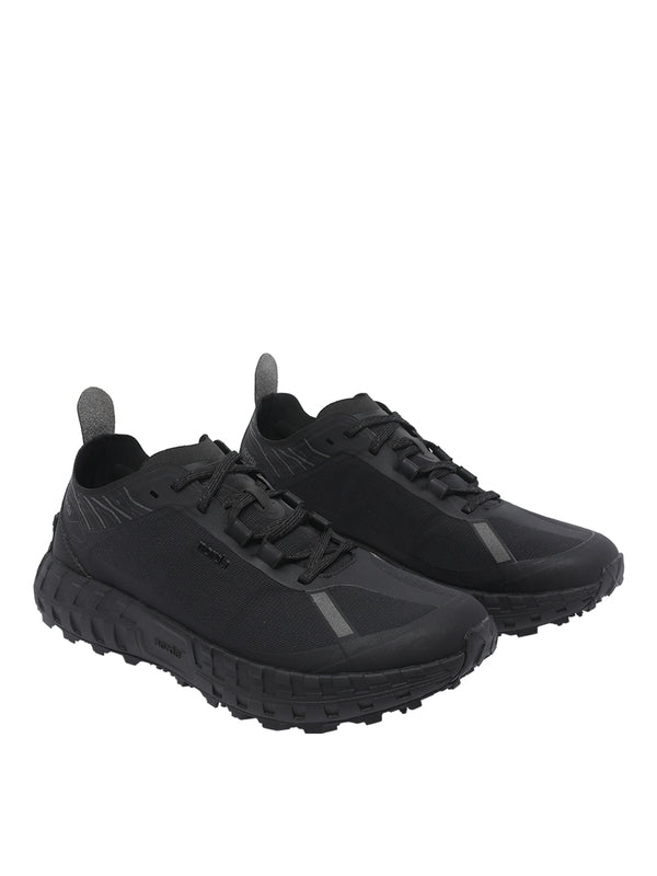 Norda Black Low Top Sneakers