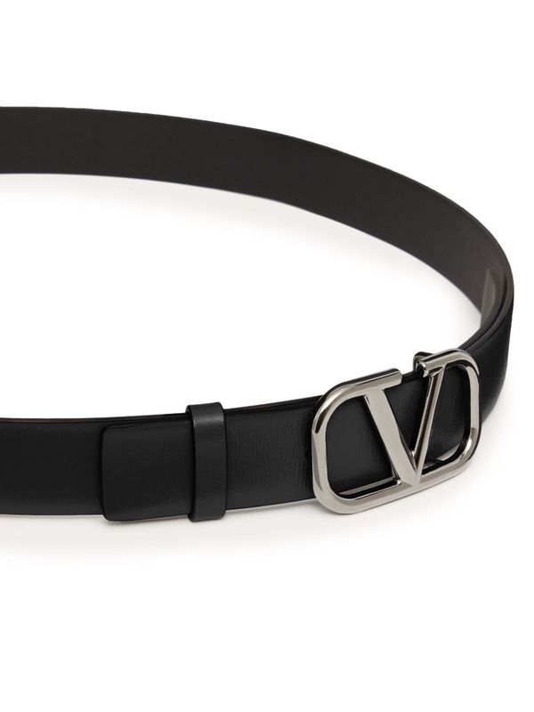 V Logo Leather Belt