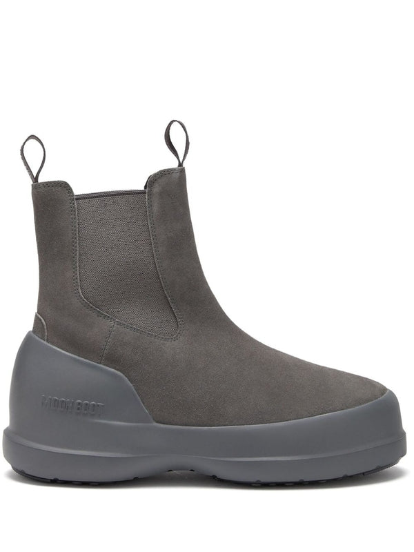 Rubber Sole Suede Chelsea Boots