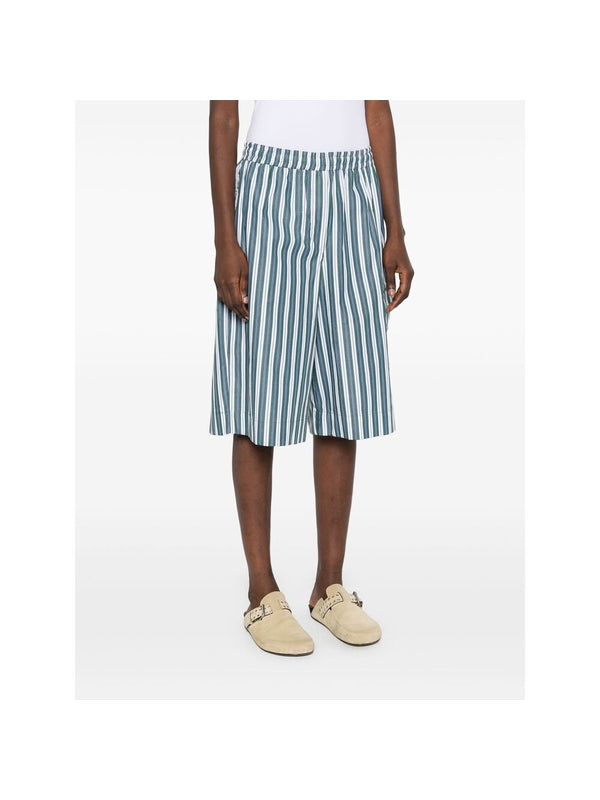 Stripe Pattern Pocket Detail
  Shorts