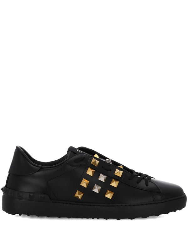 Rockstud Leather Low-Top Sneakers