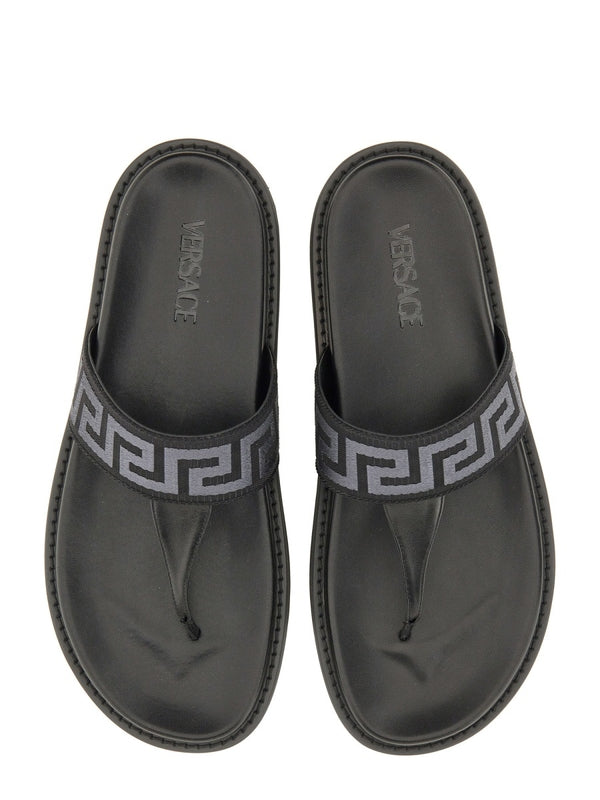 Greca Pattern Leather Flip-flop