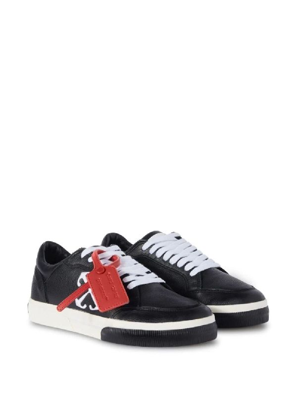 Vulcanized Tag Low-Top Sneakers