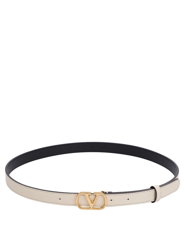 V Logo Buckle Leather Belt