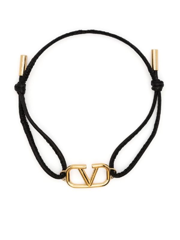 V Logo Plaque
  Bracelet