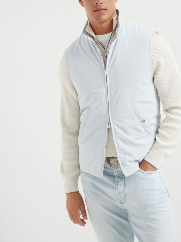 High Neck
  Nylon Zip-Up Vest