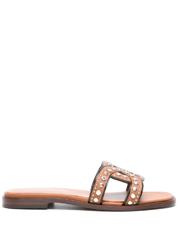 Stud Chain
  Leather Flat Mule