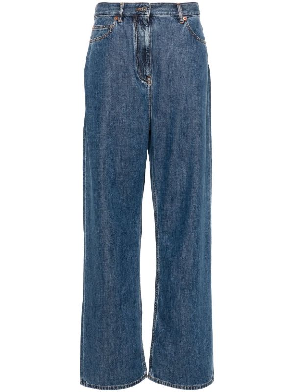 后背徽标贴片牛仔裤