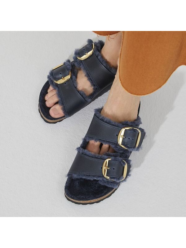 Arizona 扣环绒面革羊毛凉鞋