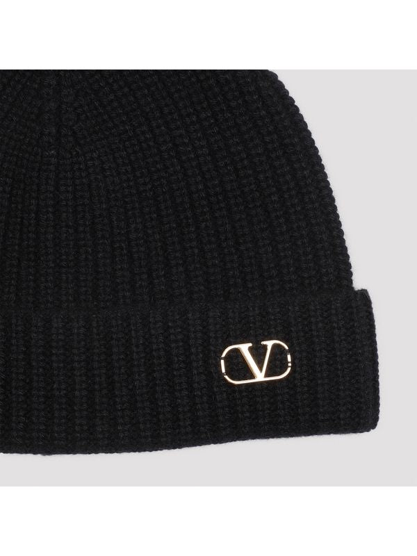 V Logo Cashmere Beanie