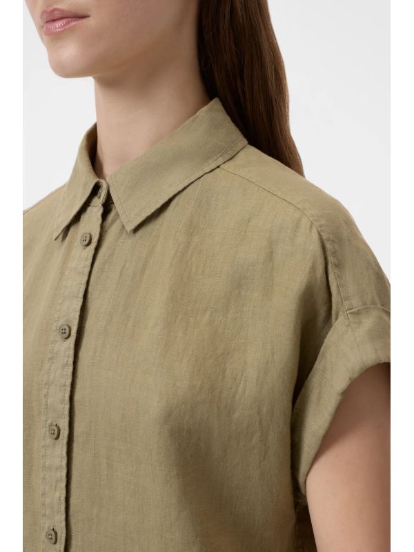 Roll-Up Sleeve Linen Short
  Sleeve Shirt