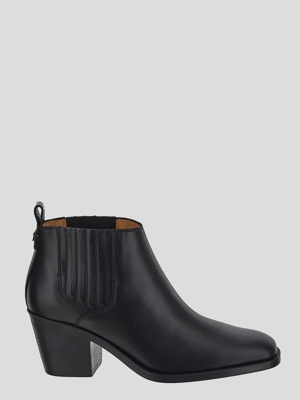 Black Leather Chelsea Boots Heel