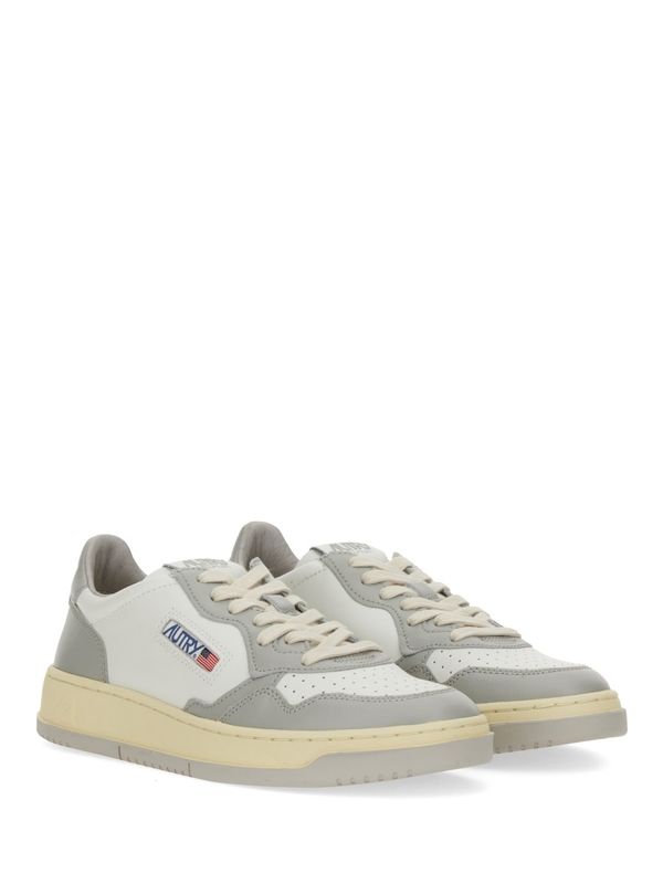 Medalist Lowtop Sneakers