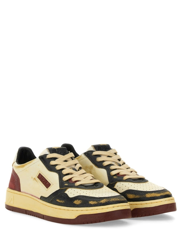 Medalist Super Vintage Sneakers