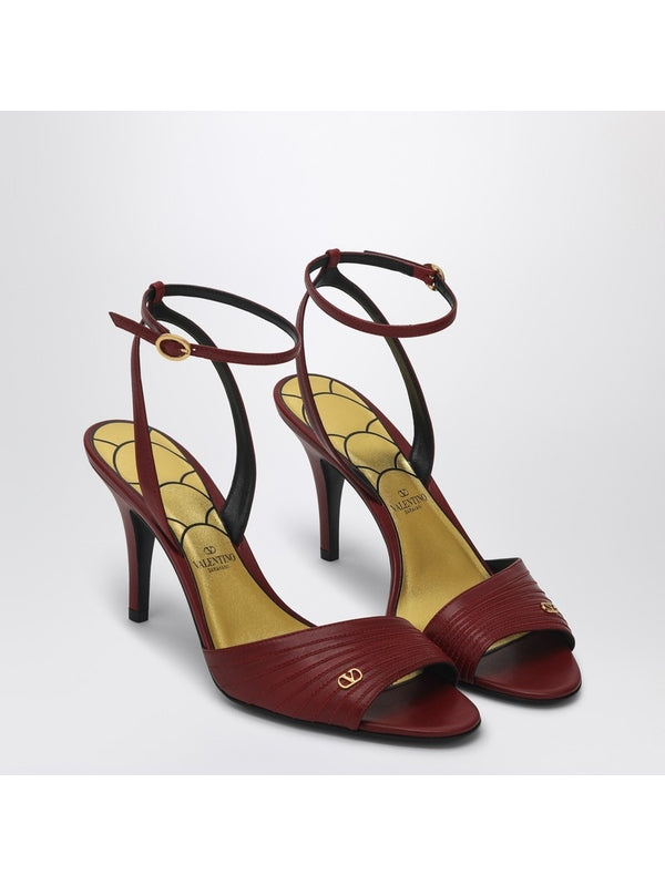 V Logo Signature Leather Sandal Heels