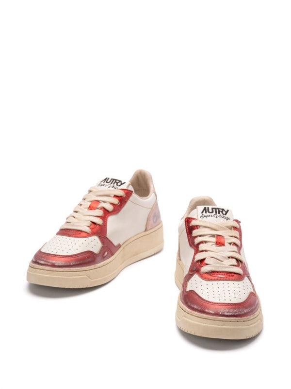 AVLW/MT01 Low Top Sneakers