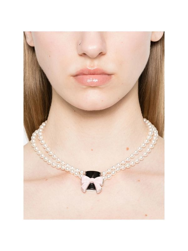 Yvmin Bow Pendant White Necklace