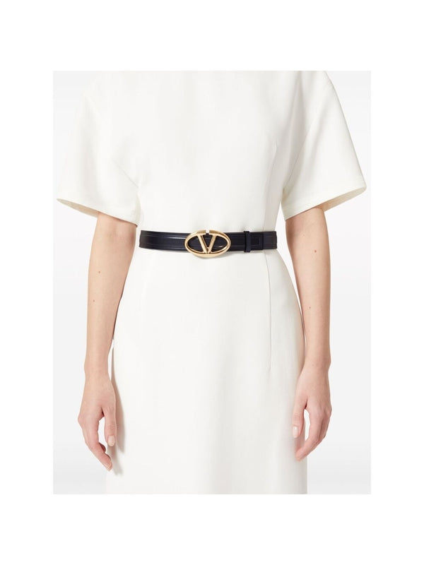 V Logo Leather Belt